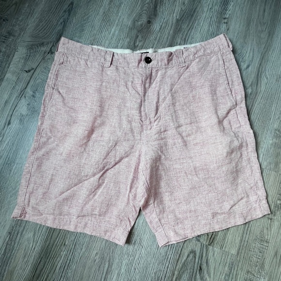 NWT J Crew Men's Red And White Stripe Linen Shorts 9" Inseam Size 36 Style AM406 - Picture 1 of 7
